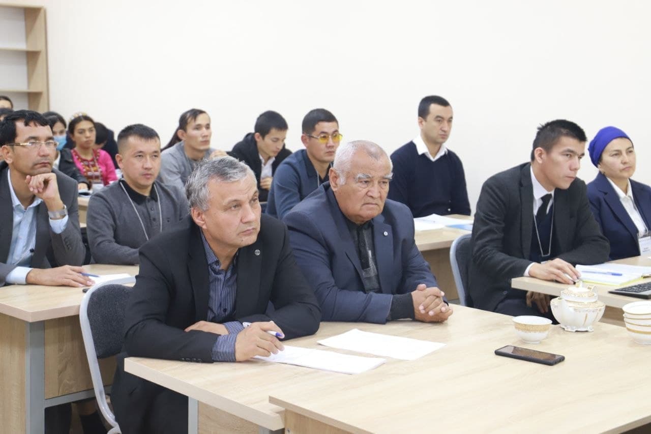 urdu.uz, Urganch davlat universitetida “Kompleks analiz, geometriya va dinamika” mavzusidagi xalqaro  maktabning o`quv mashg`ulotlari davom etmoqda