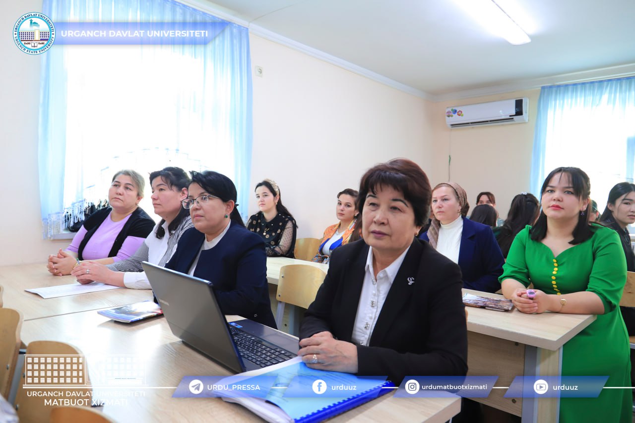 urdu.uz, Hamkor Ege universiteti professori Sibel So‘nmez universitetimiz talabalariga taʼlim bermoqda