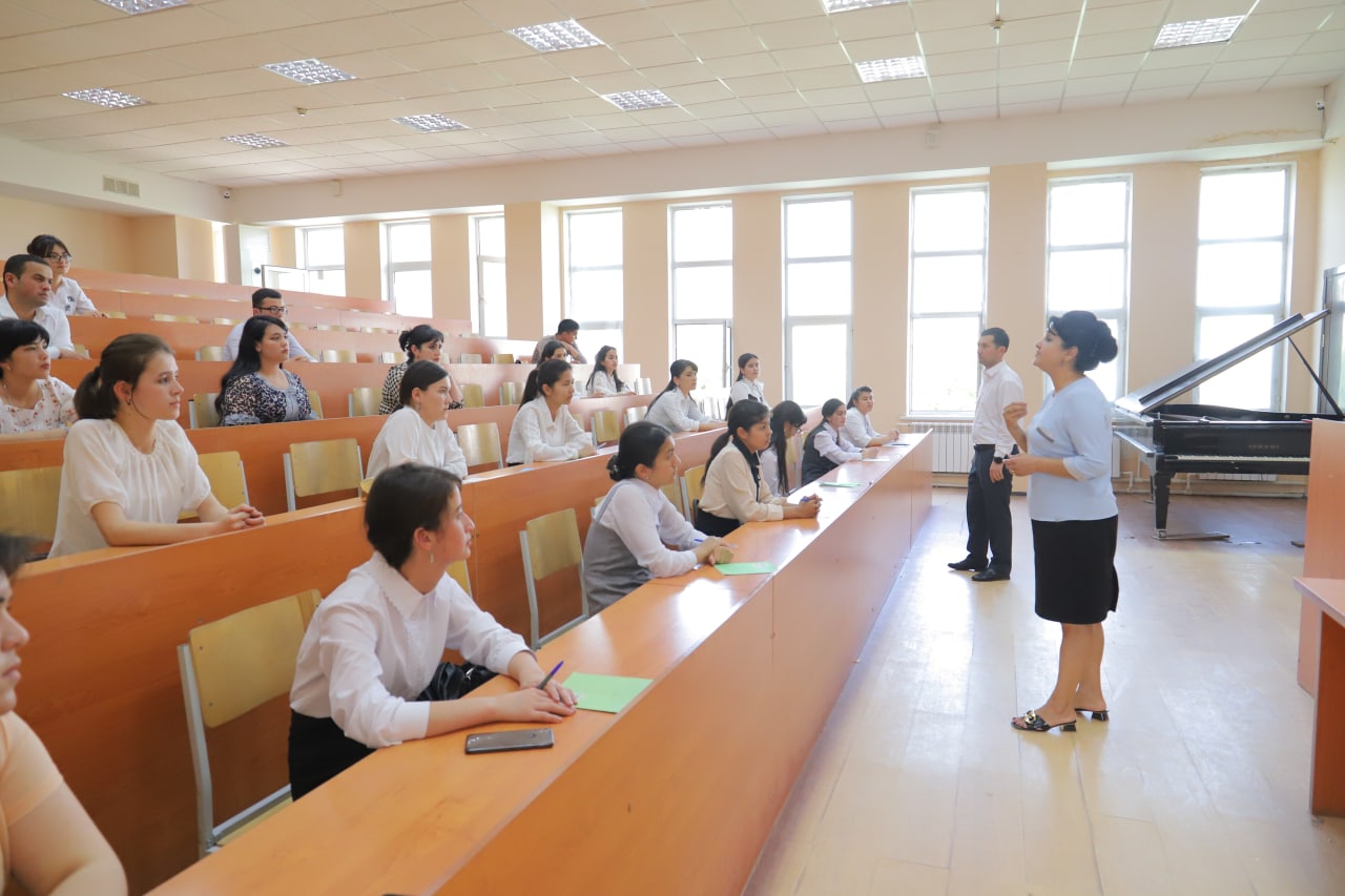 The first stage of the republican essay contes was held at the Faculty of Pedagogy