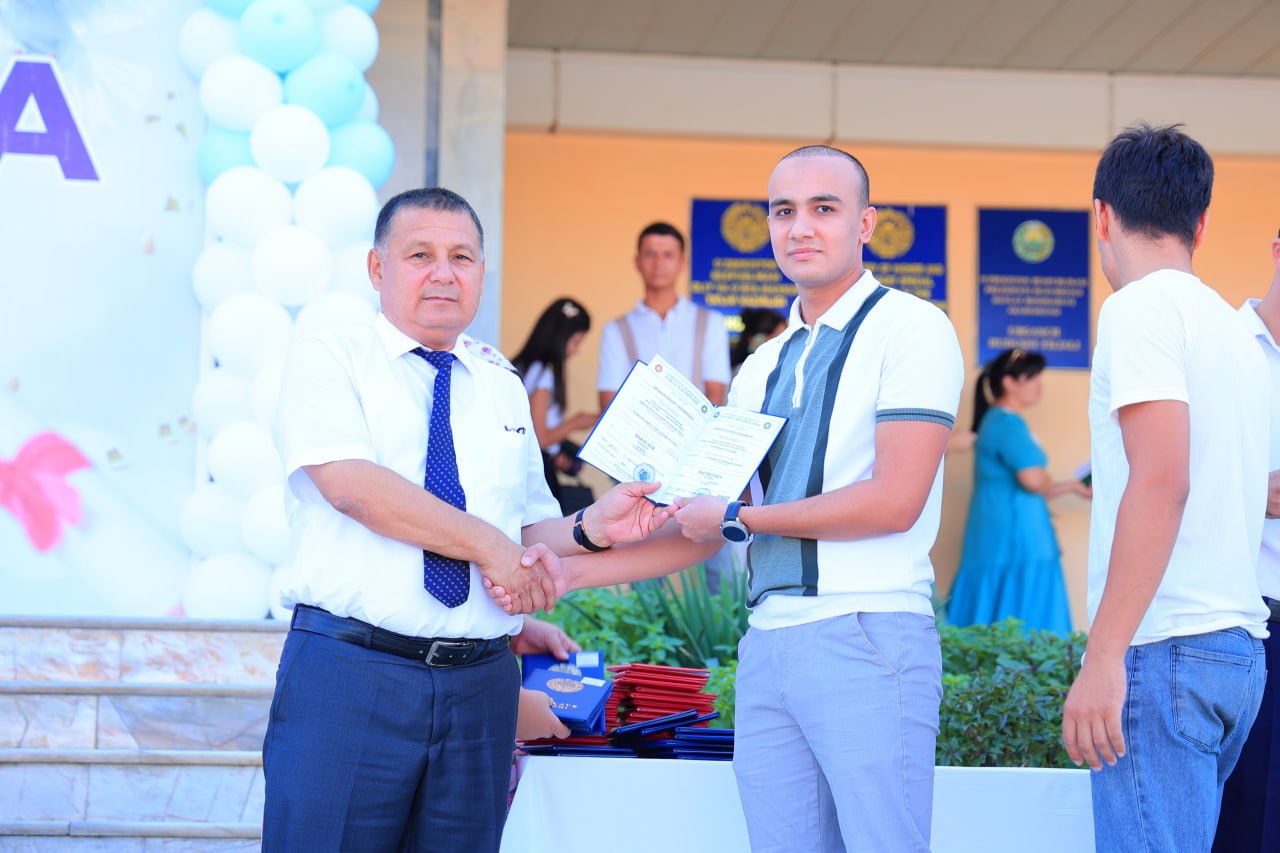 urdu.uz, Urganch davlat universiteti bitiruvchilariga diplomlar topshirildi