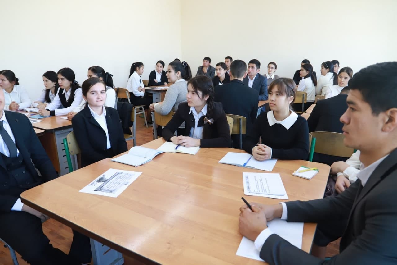 urdu.uz, Ta’lim samaradorligi to‘garaklar bilan