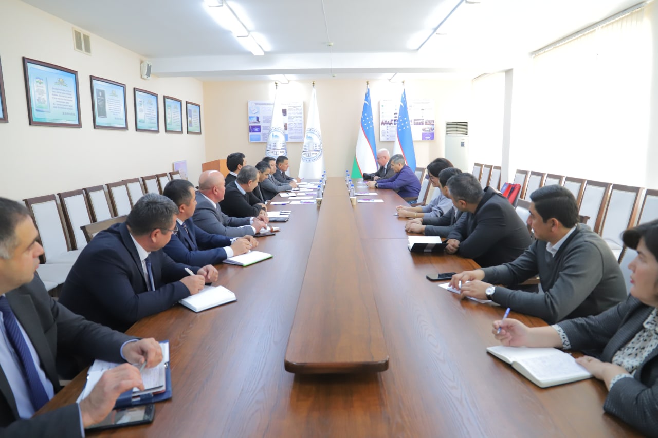 urdu.uz, Rus tili markazini tashkil etish to‘g‘risidagi shartnoma imzolandi