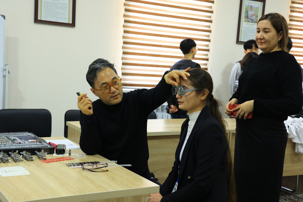 “Koreya madaniyati” tadbirlarida optika sohasi imkoniyatlari ochib berilmoqda