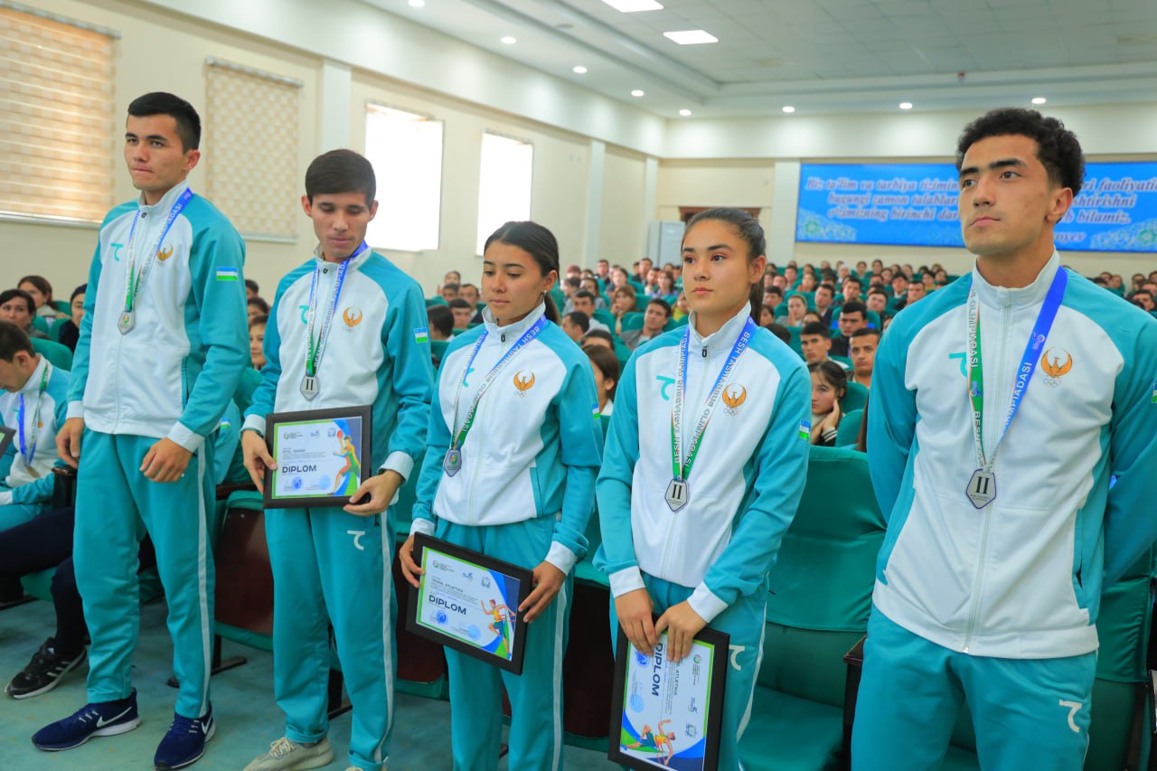 urdu.uz, Rektor “Besh tashabbus olimpiadasi” Respublika final bosqichining gʻolib va sovrindorlari bilan uchrashdi