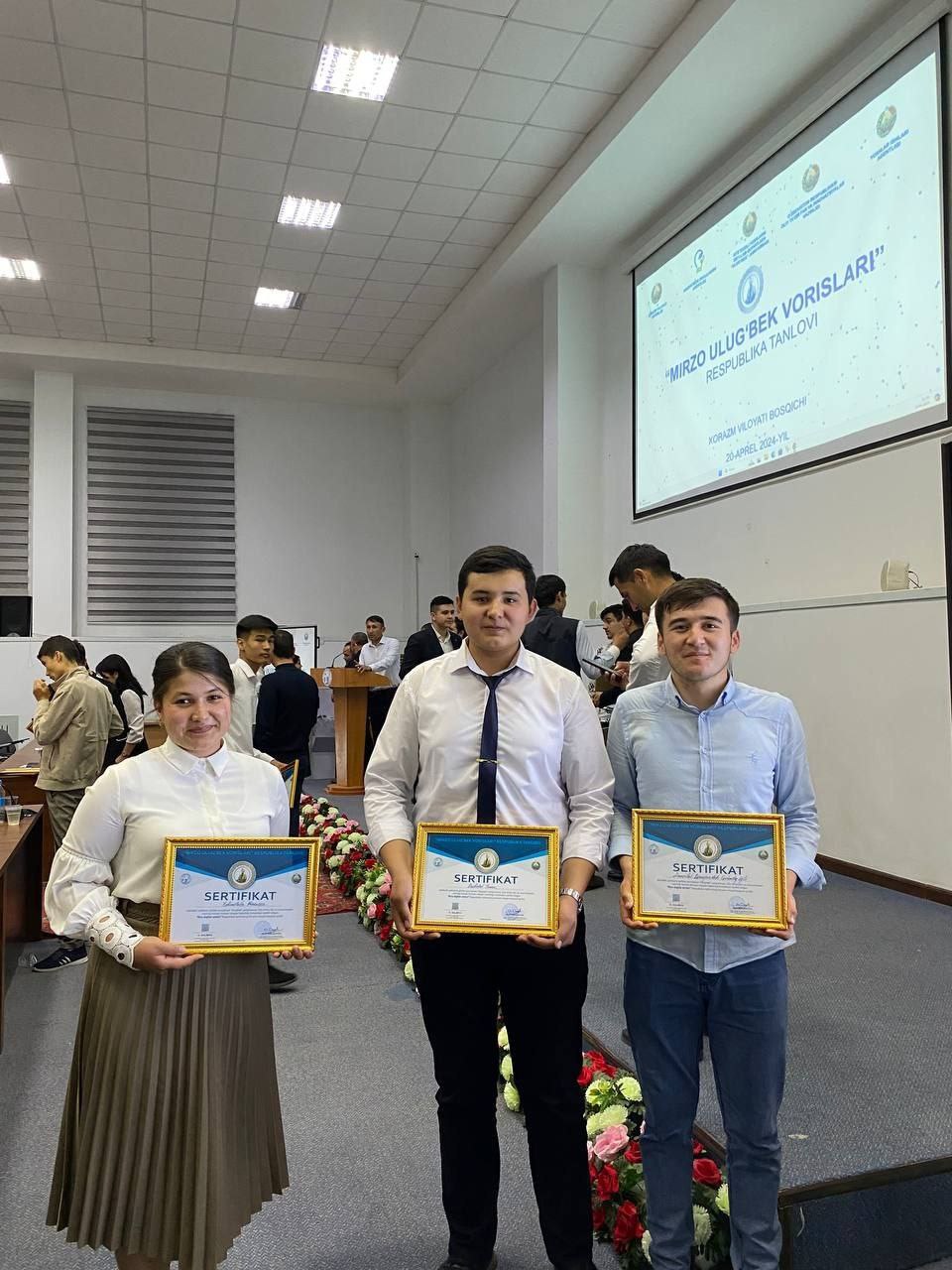 Студентка Ургенчского государственного университета успешно выступила на республиканском конкурсе «Потомки Мирзо Улугбека»