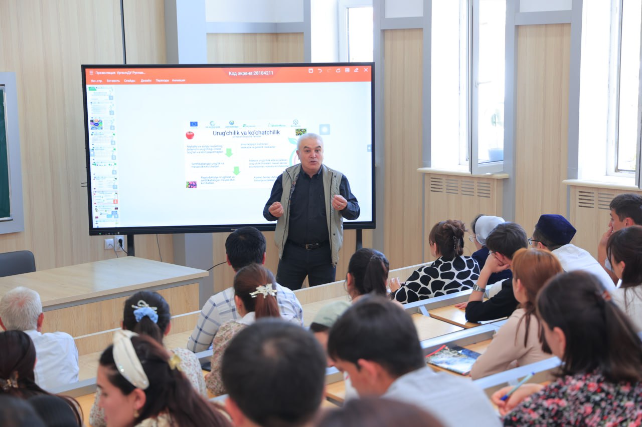 At the Faculty of natural and Agricultural Sciences, a seminar was held by specialists in the field.
